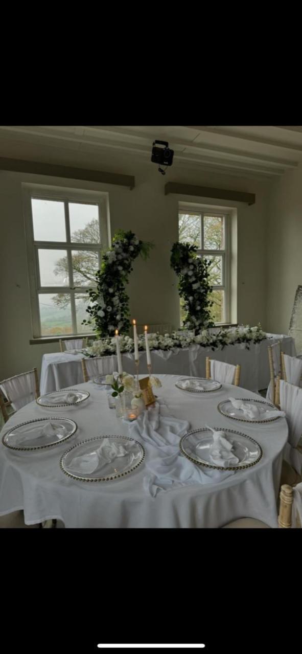 Whiston Hall Exterior photo